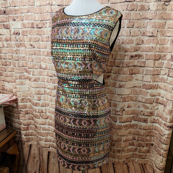 Forever 21 Exclusive Sequin Covered Dress Size Med - Picture 2 of 11